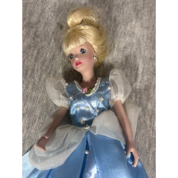 Disney Princess Cinderella Holiday Brass Key Porcelain Keepsake Doll - Picture 2 of 5